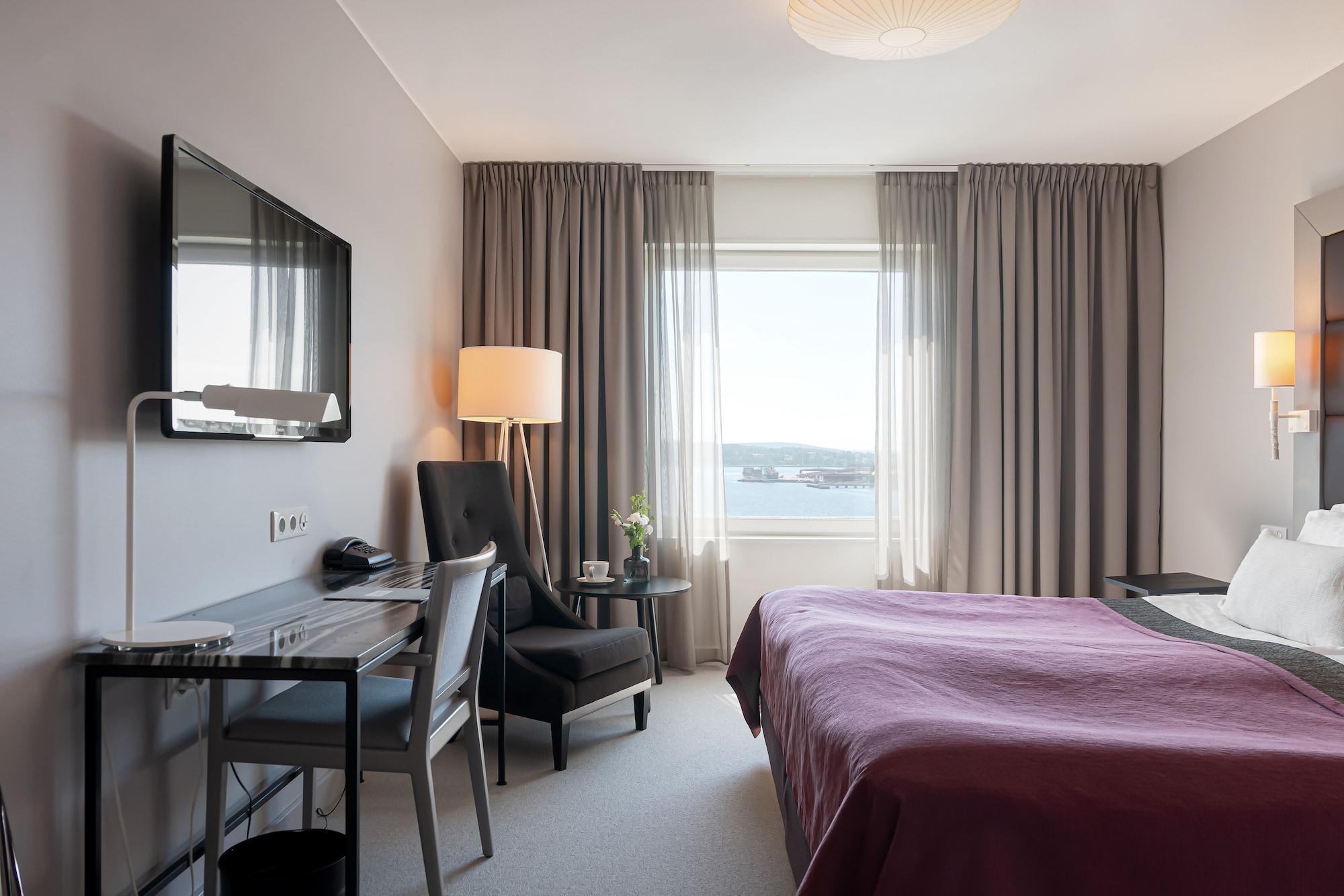 Elite Plaza Oernskoeldsvik Hotel Exterior photo