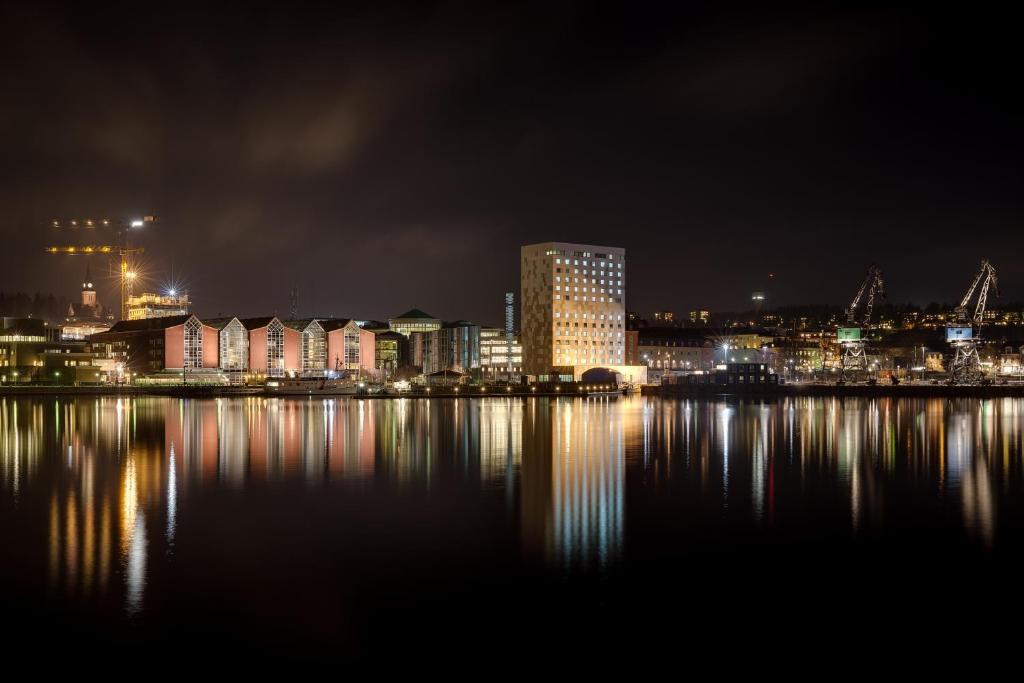 Elite Plaza Oernskoeldsvik Hotel Exterior photo